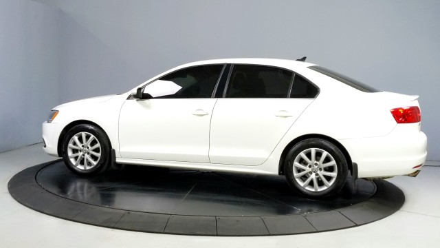 2013 Volkswagen Jetta Sedan SE w/Convenience 4