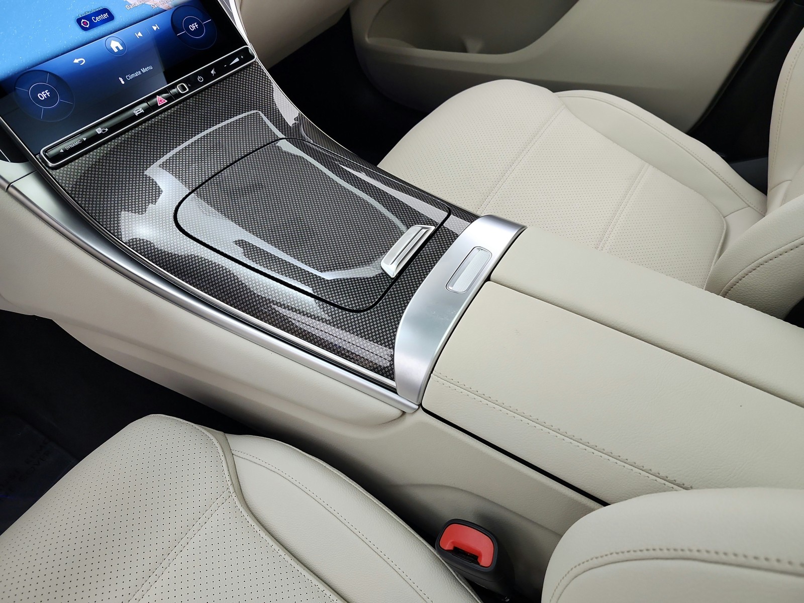New 2027 Polar White Mercedes-Benz GLC 300 SUV image 10