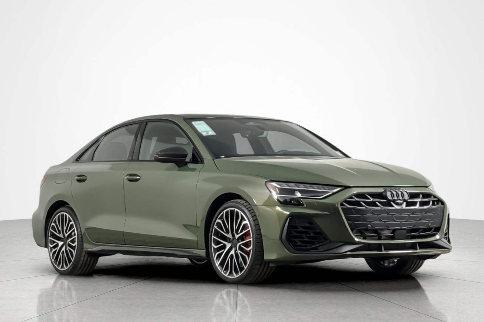 New 2026 District Green Metallic Audi quattro image 2
