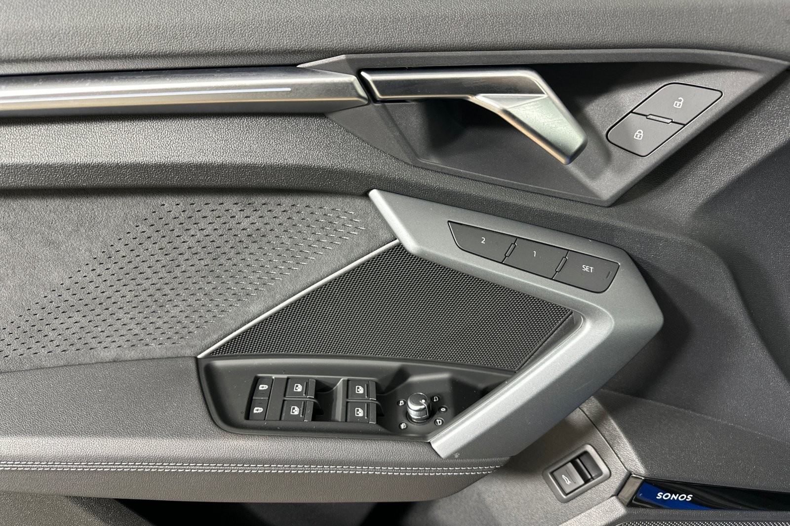 New 2026 Daytona Gray Pearl Effect Audi quattro image 10