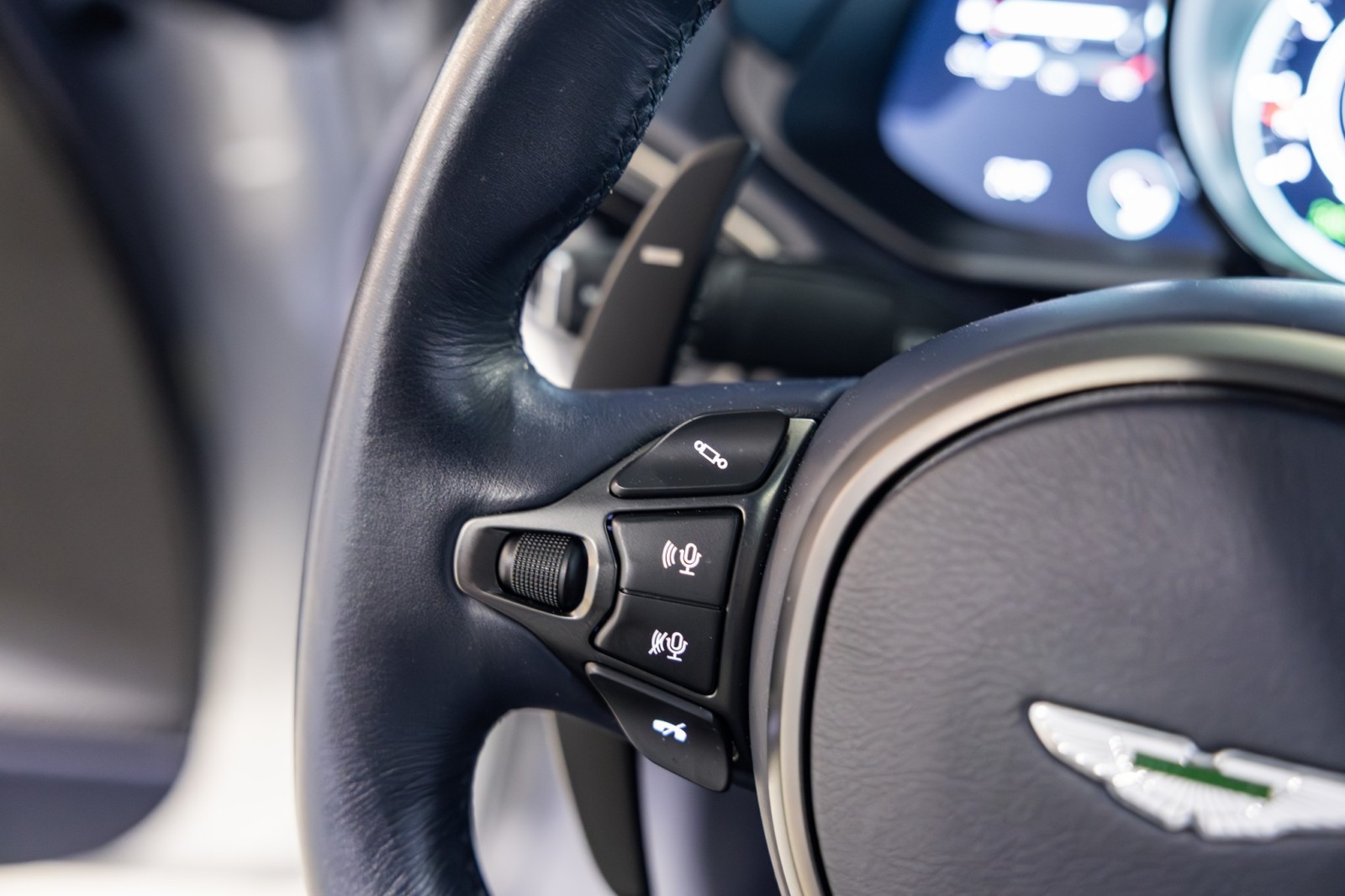 Used Car 2020 Aston Martin Dbs  Superleggera For Sale Under $200,000 In Boerne, Texas