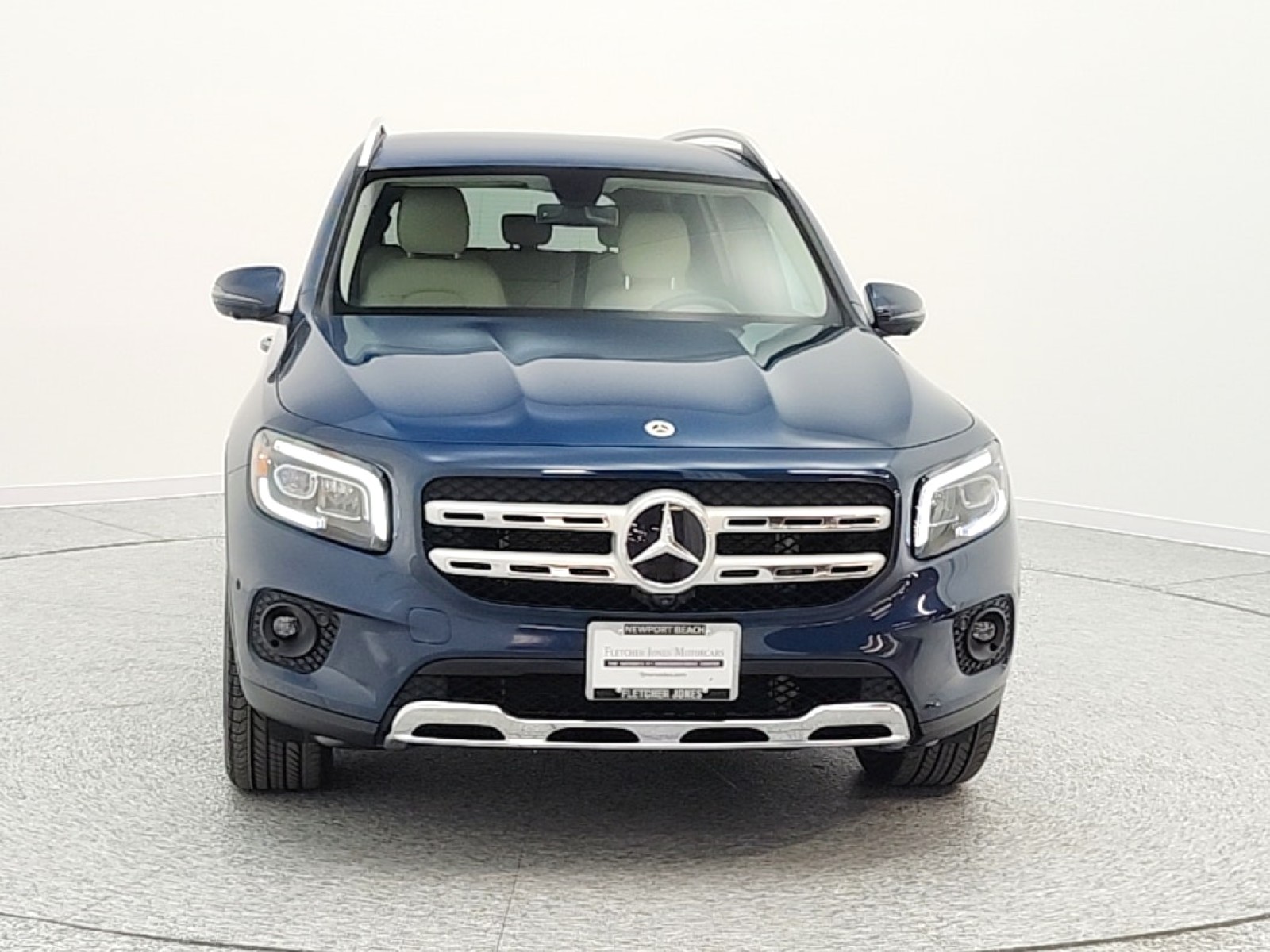 Used 2022 Denim Blue Metallic Mercedes-Benz GLB 250 SUV image 2