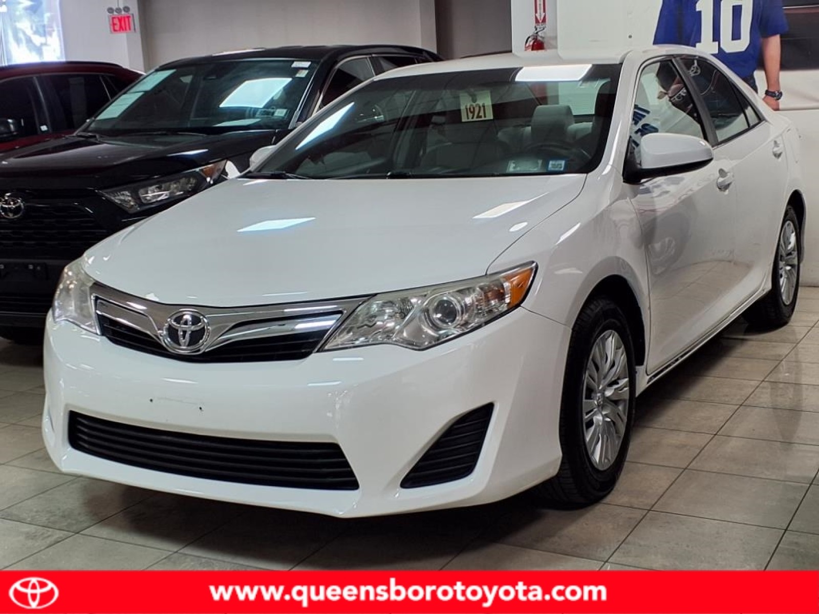 Used 2014 Toyota Camry LE with VIN 4T4BF1FK9ER416524 for sale in Woodside, NY