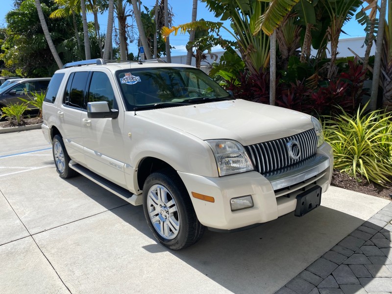 2007 Mercury Mountaineer SUV Premier 1 OWNER in ,
