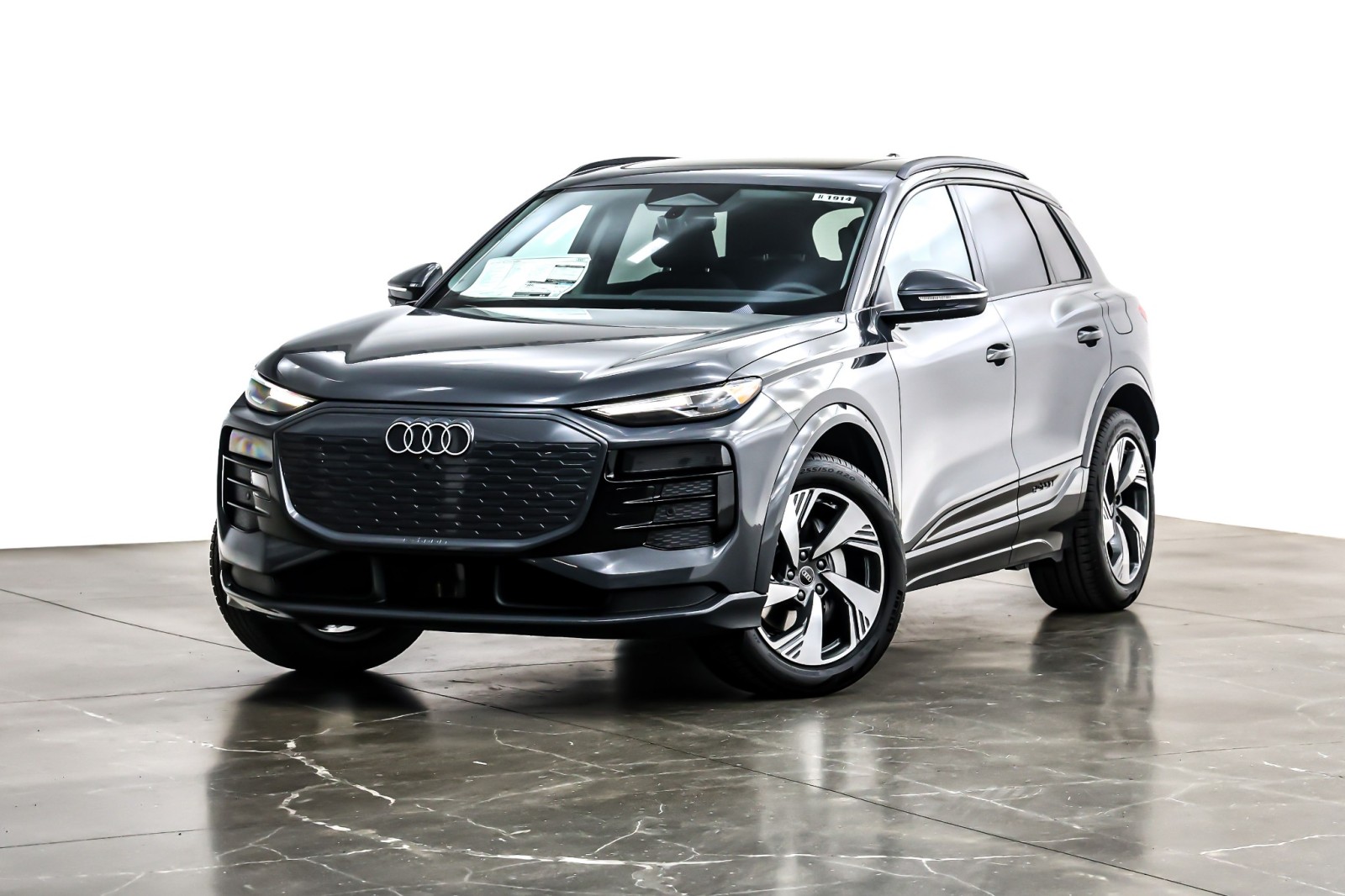 2025 Audi Q6 e-tron Premium quattro