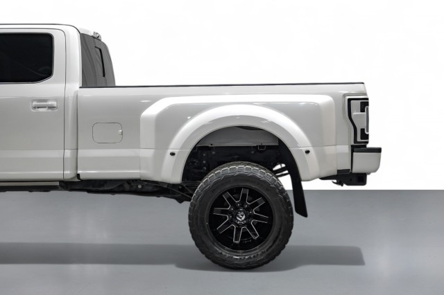 2019 Ford F-350 Platinum 11