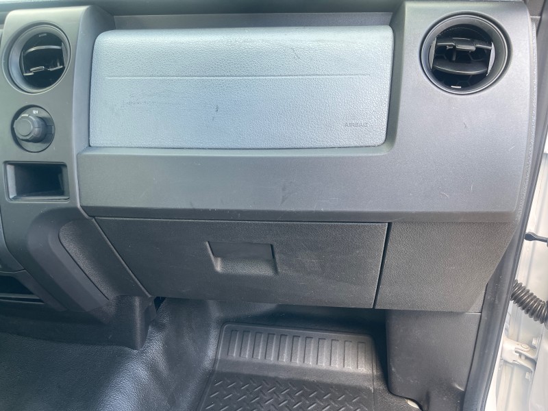 2014 Ford F-150 XL LOW MILES 28,806 4WD in , 