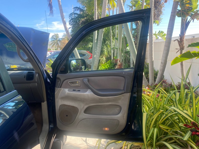 2004 Toyota Tundra SR5 V8 4.7 CREW CAB  FLORIDA in , 