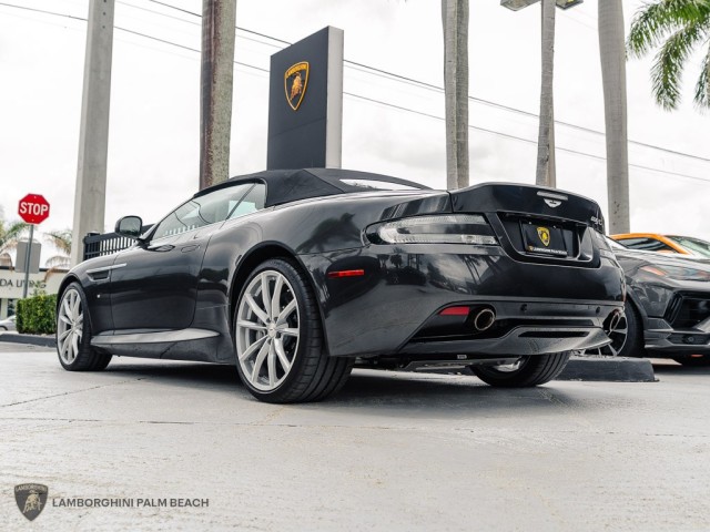 Aston Martin DB9