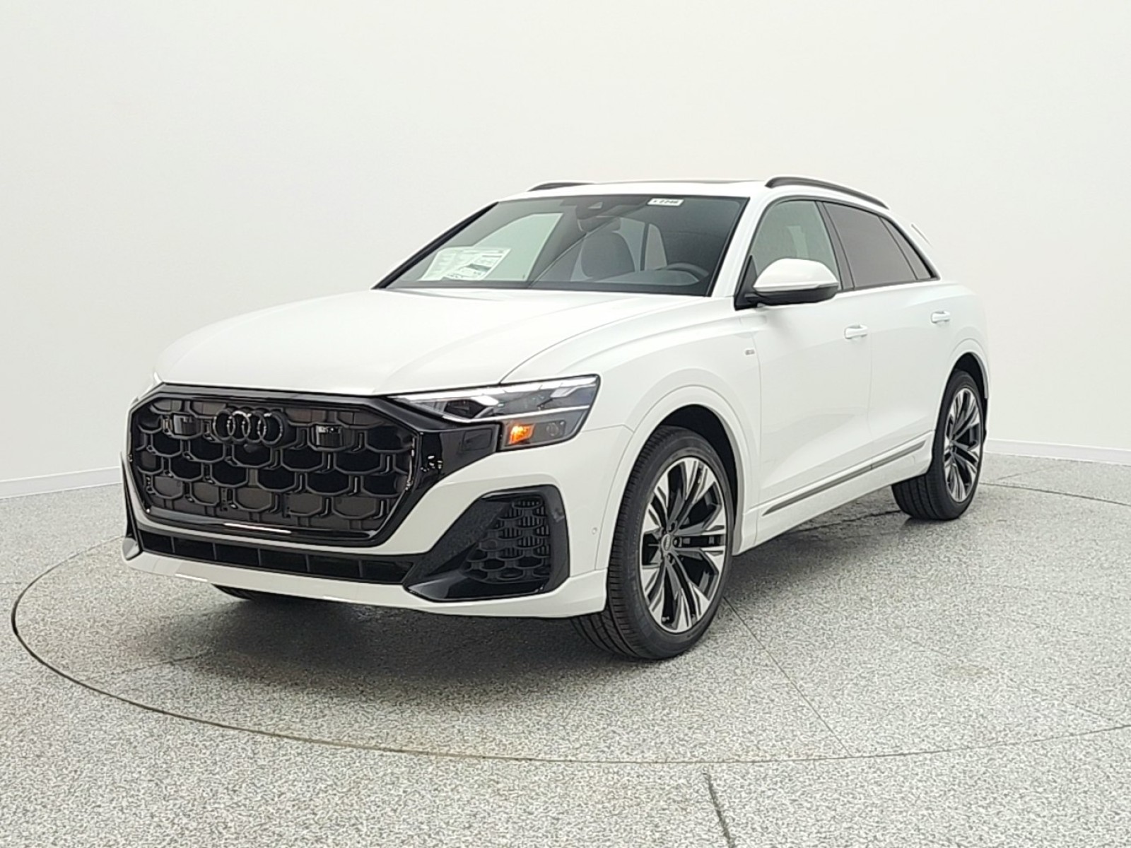 2026 Audi Q8 Premium Plus quattro