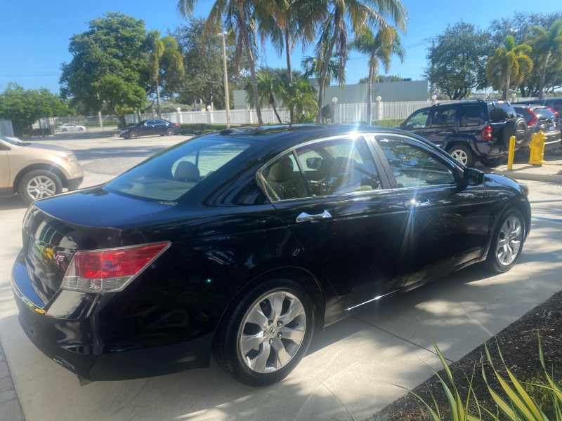 2010 Honda Accord Sdn EX-L LOW MILES 68,167 in , 