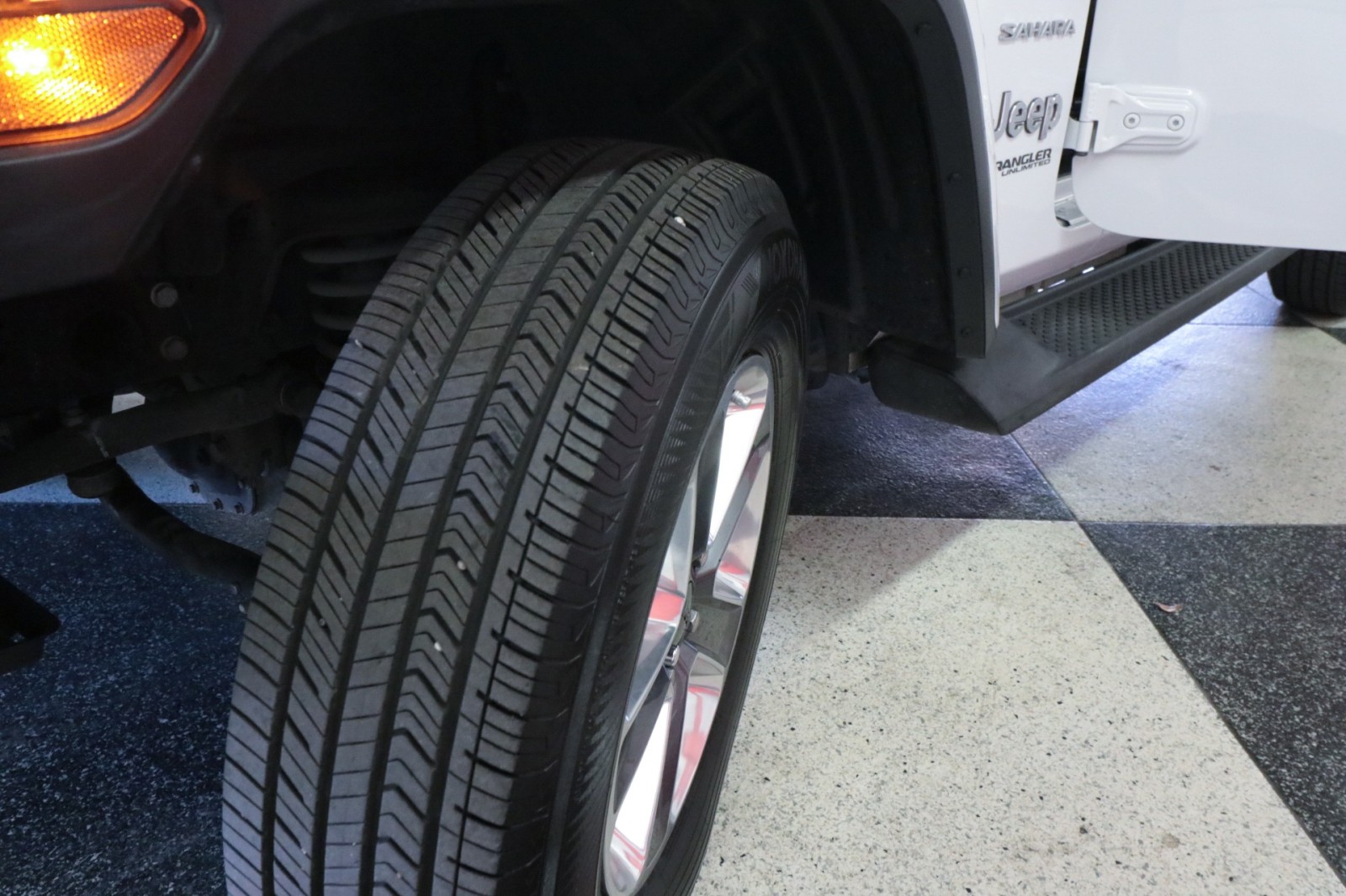 Used Car 2020 Jeep Wrangler Unlimited  Sahara For Sale Under $35,000 In Austin, Texas