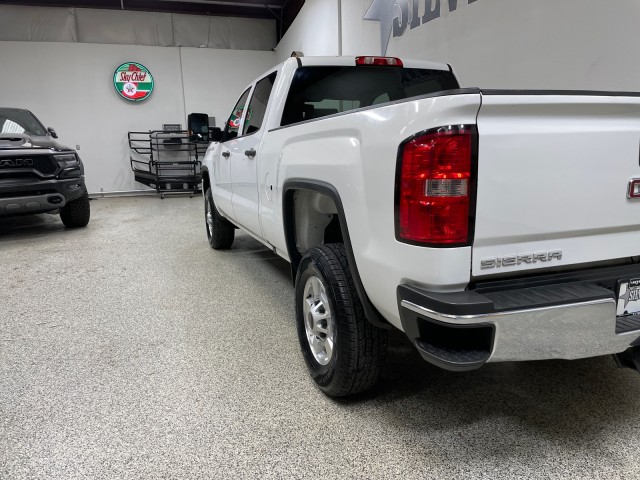 2018 GMC Sierra 2500HD CrewCab 4WD 6.0L-V8 in , 