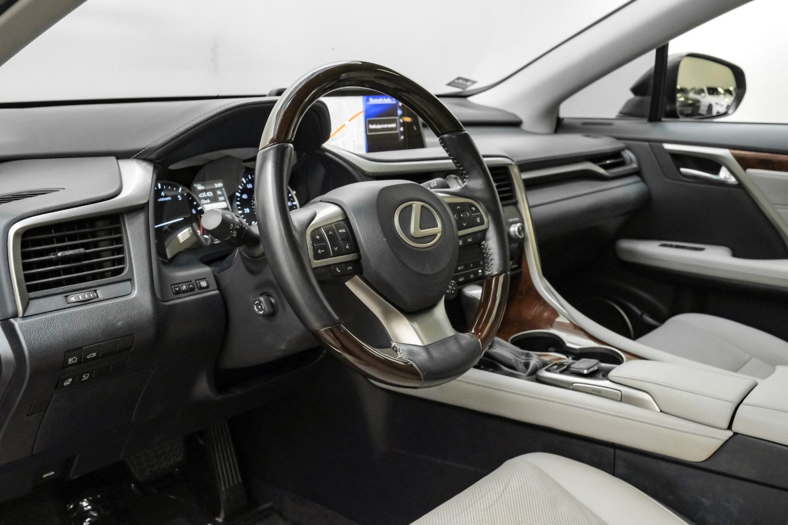 2019 Lexus RX RX 350L Luxury 13