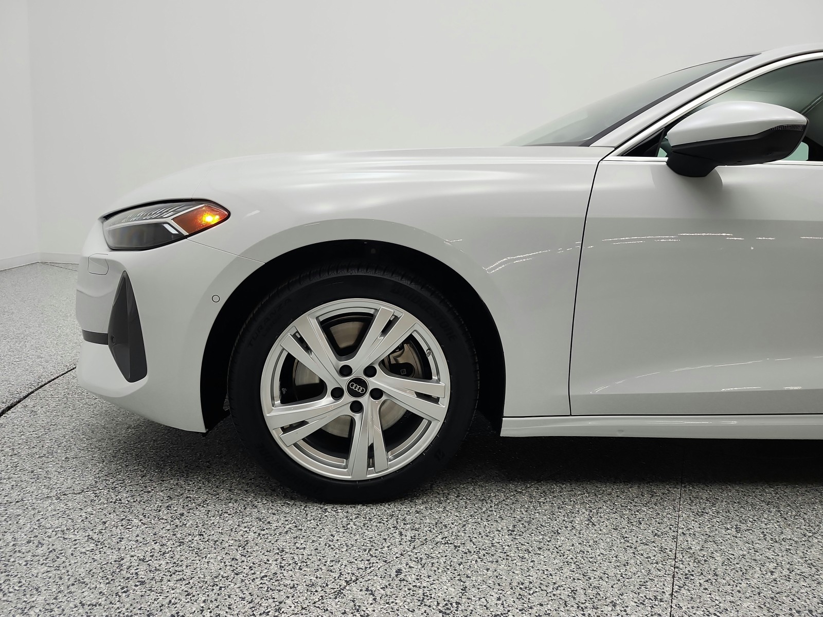 Used 2025 Glacier White Metallic Audi Premium Plus image 30