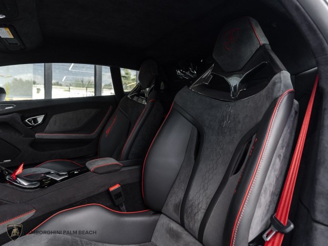 Lamborghini Huracan Sterrato