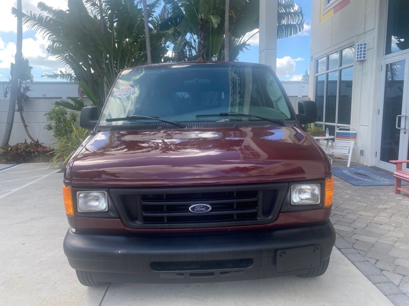 2006 Ford Econoline Wagon XLT 8 PASS LOW MILES 56328 in ,