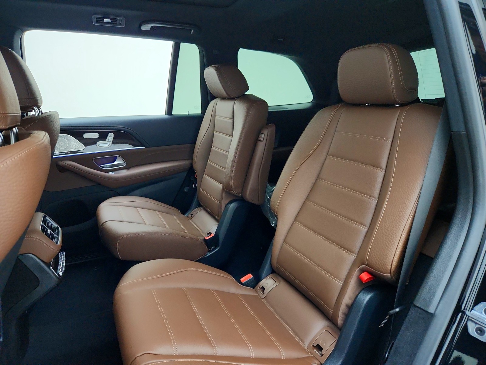 New 2026 Obsidian Black Metallic Mercedes-Benz GLS 450 4MATIC® SUV image 18
