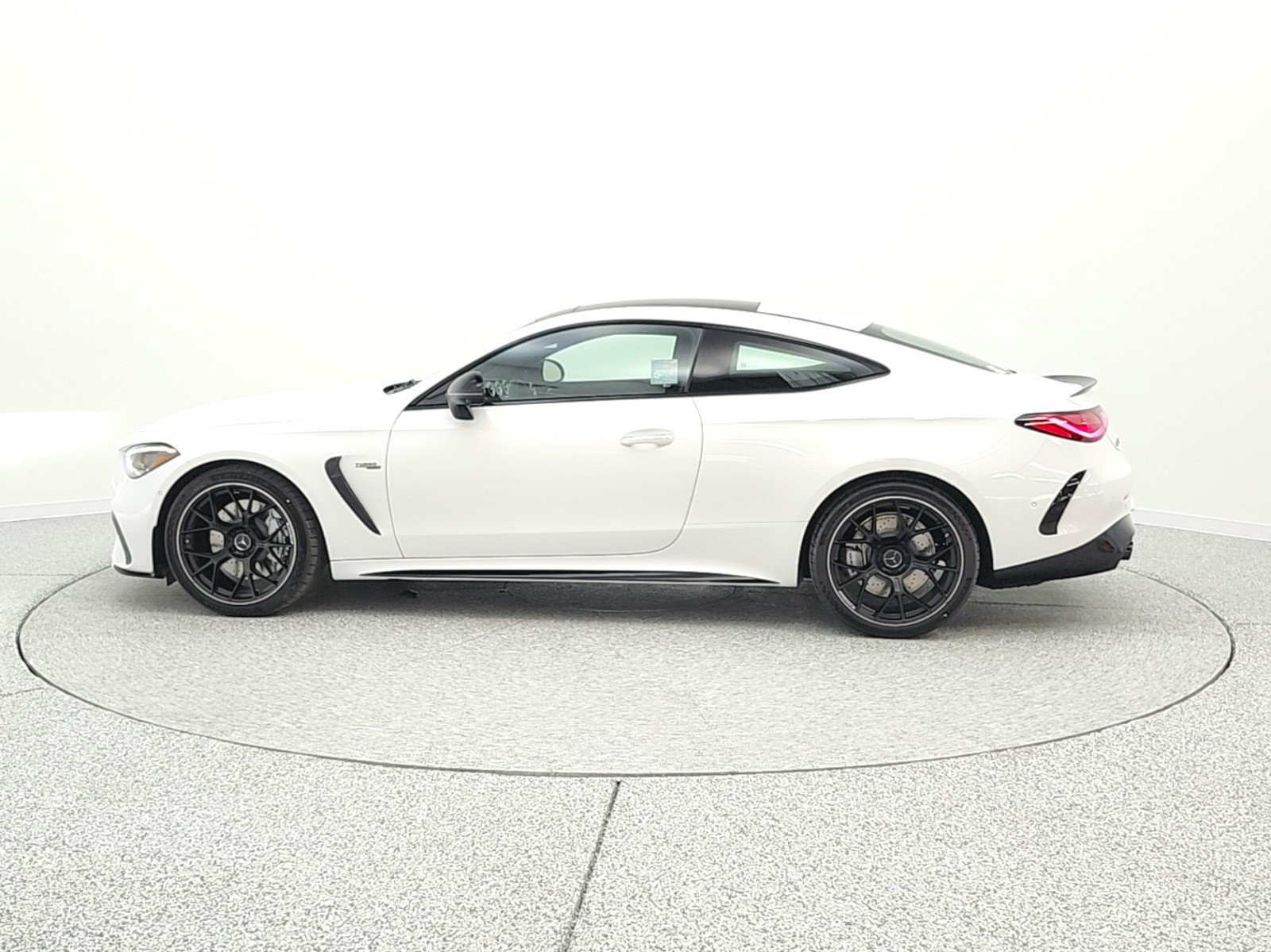 New 2026 MANUFAKTUR Moonlight White Metallic Mercedes-Benz AMG® CLE 53 image 8