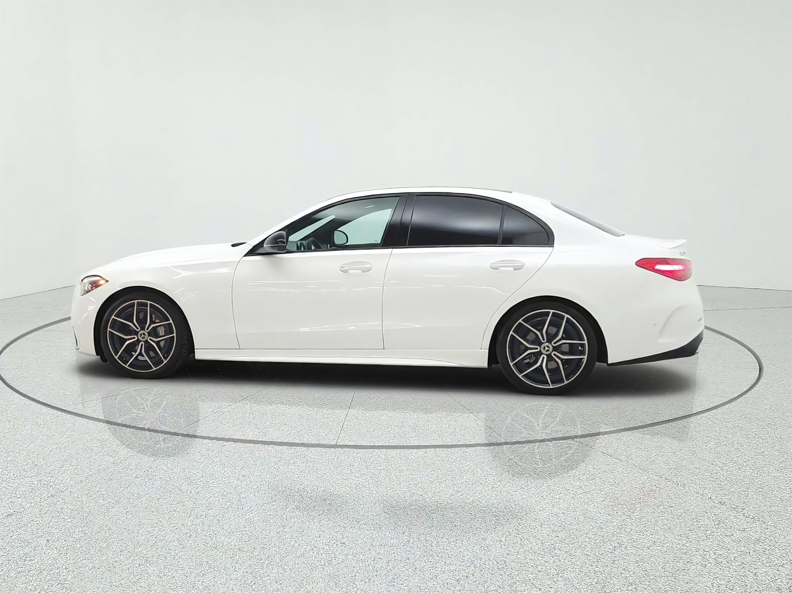 Used 2022 Polar White Mercedes-Benz C 300 Sedan image 8