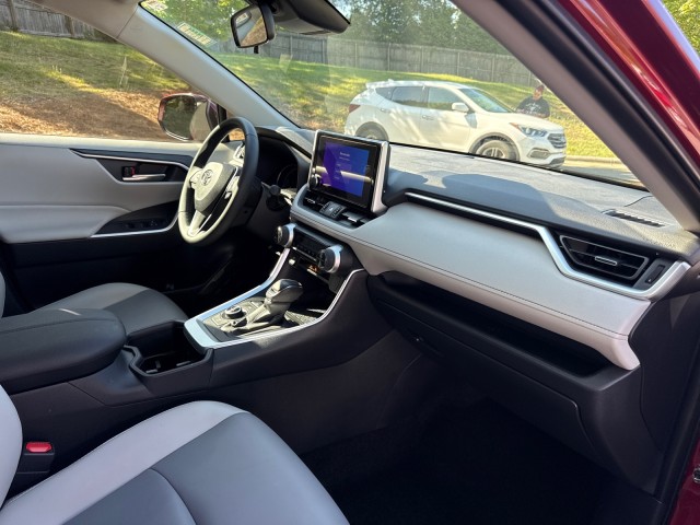 ToyotaRAV445