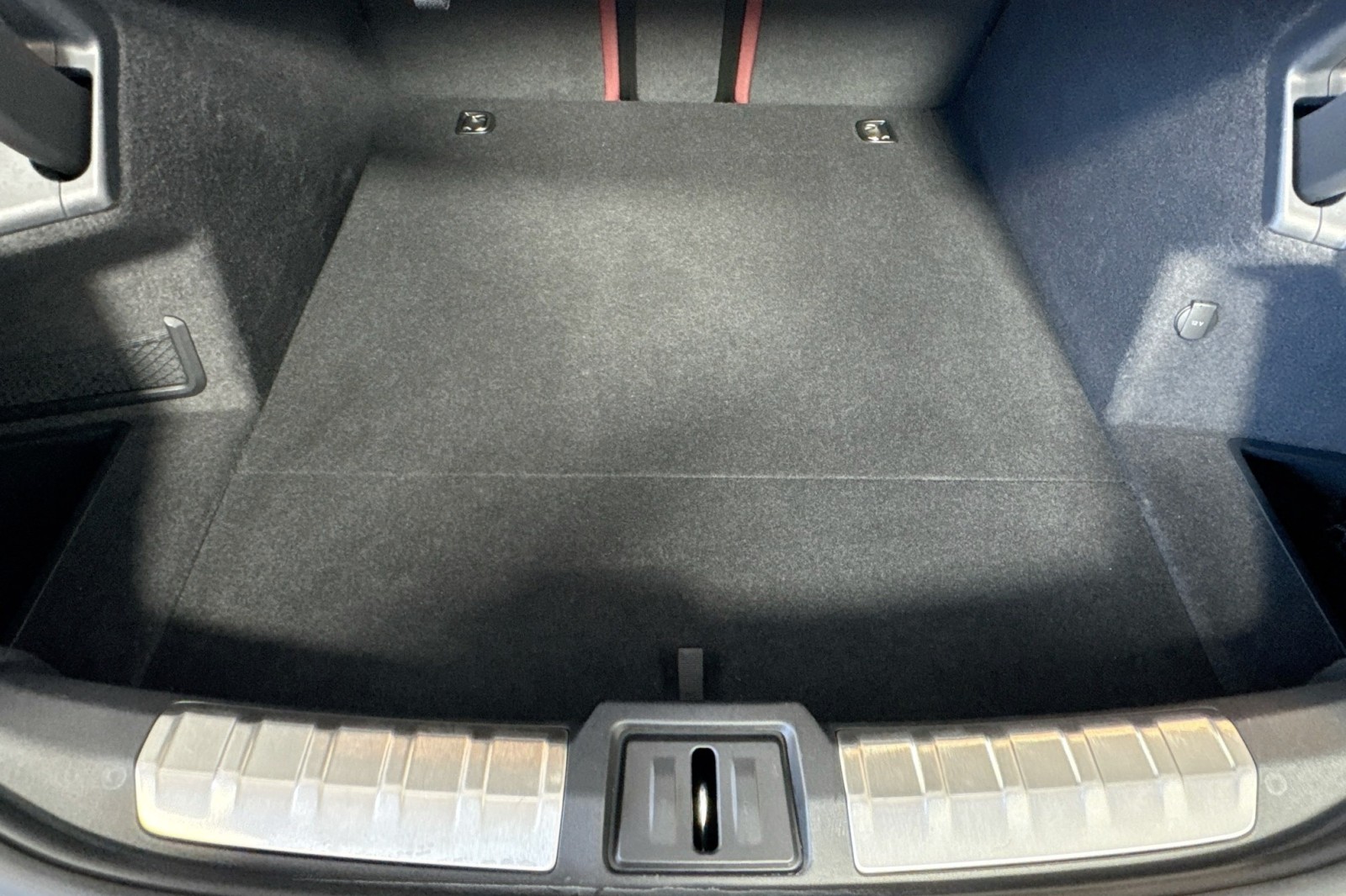 Used 2024 Suzuka Gray Metallic Audi  image 25