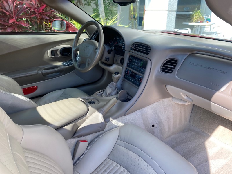 2003 Chevrolet Corvette 50TH CONVERTIBLE LOW MILES 6,742 in , 