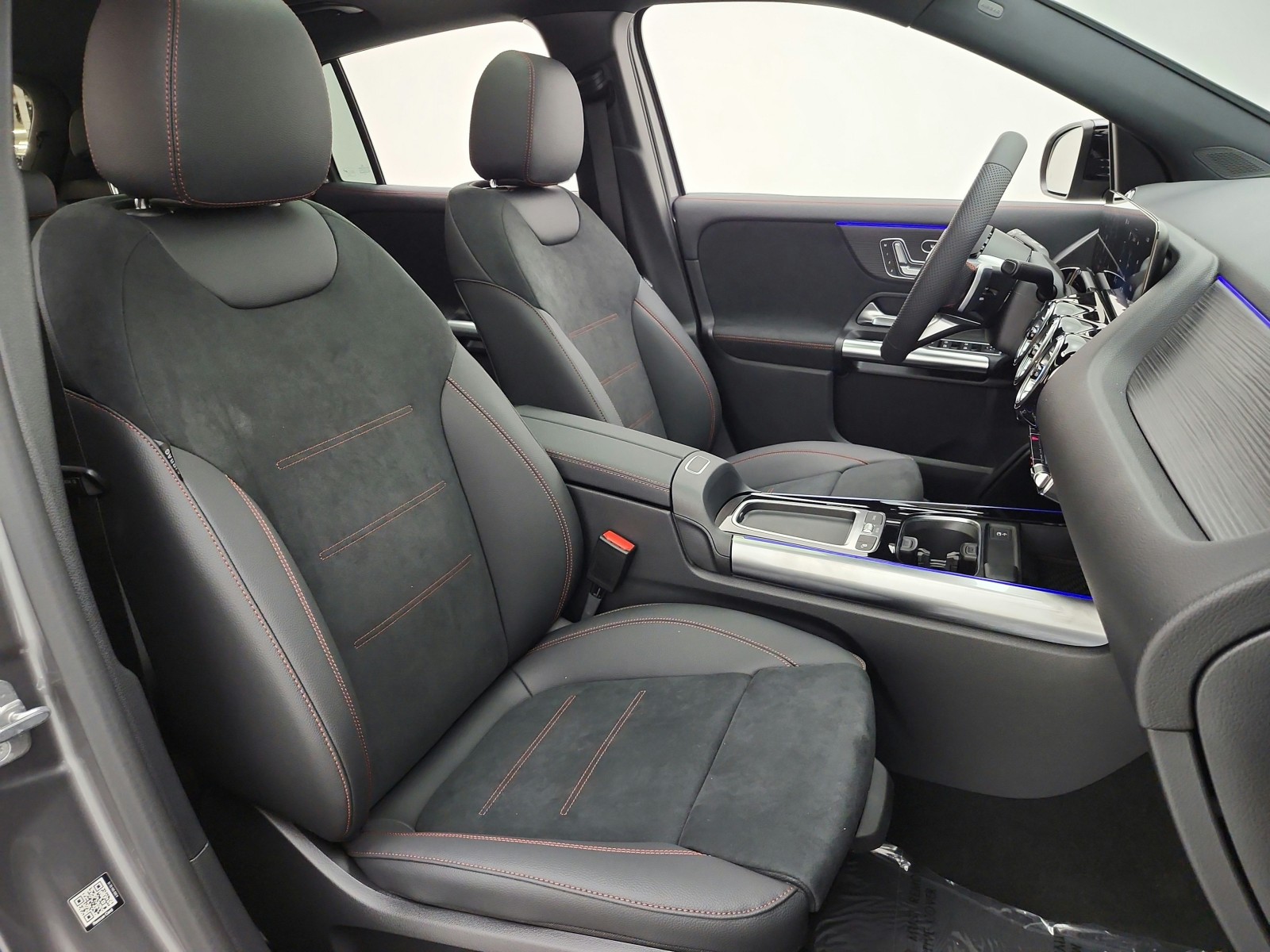 New 2026 Mountain Grey Metallic Mercedes-Benz GLA 250 SUV image 14