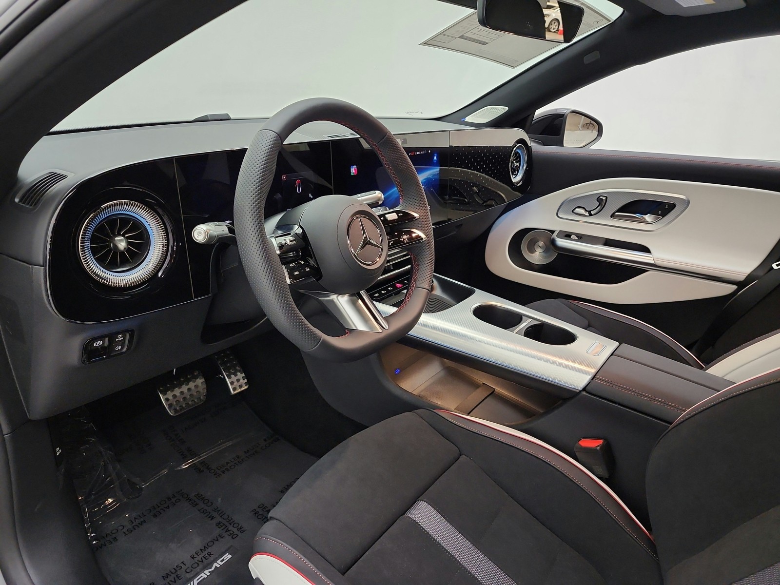 New 2027 MANUFAKTUR Alpine Grey Mercedes-Benz CLA 350 Electric 4MATIC® image 10