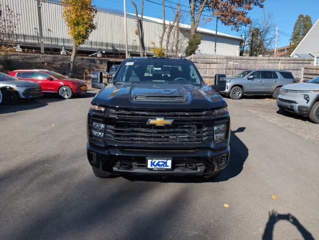 2025 Chevrolet Silverado 2500HD Custom 2