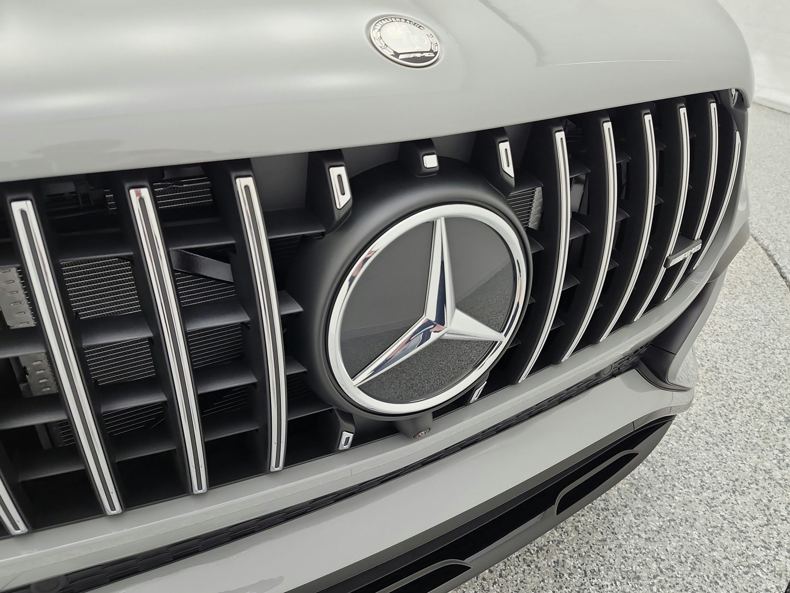 New 2026 MANUFAKTUR Alpine Grey Mercedes-Benz AMG® GLE 53 image 14