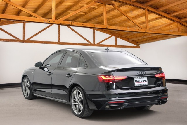 2023 Audi A4 Sedan S line Prestige 3