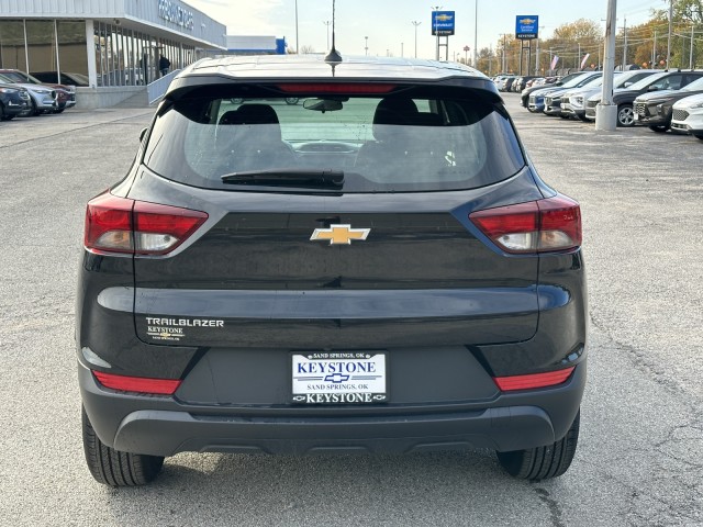 2023 Chevrolet Trailblazer LS 4