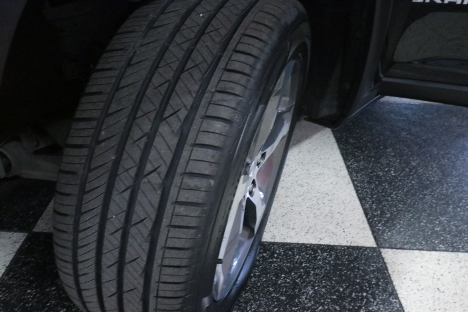 Used Car 2024 Jeep Grand Cherokee L  Limited For Sale Under $35,000 In Austin, Texas