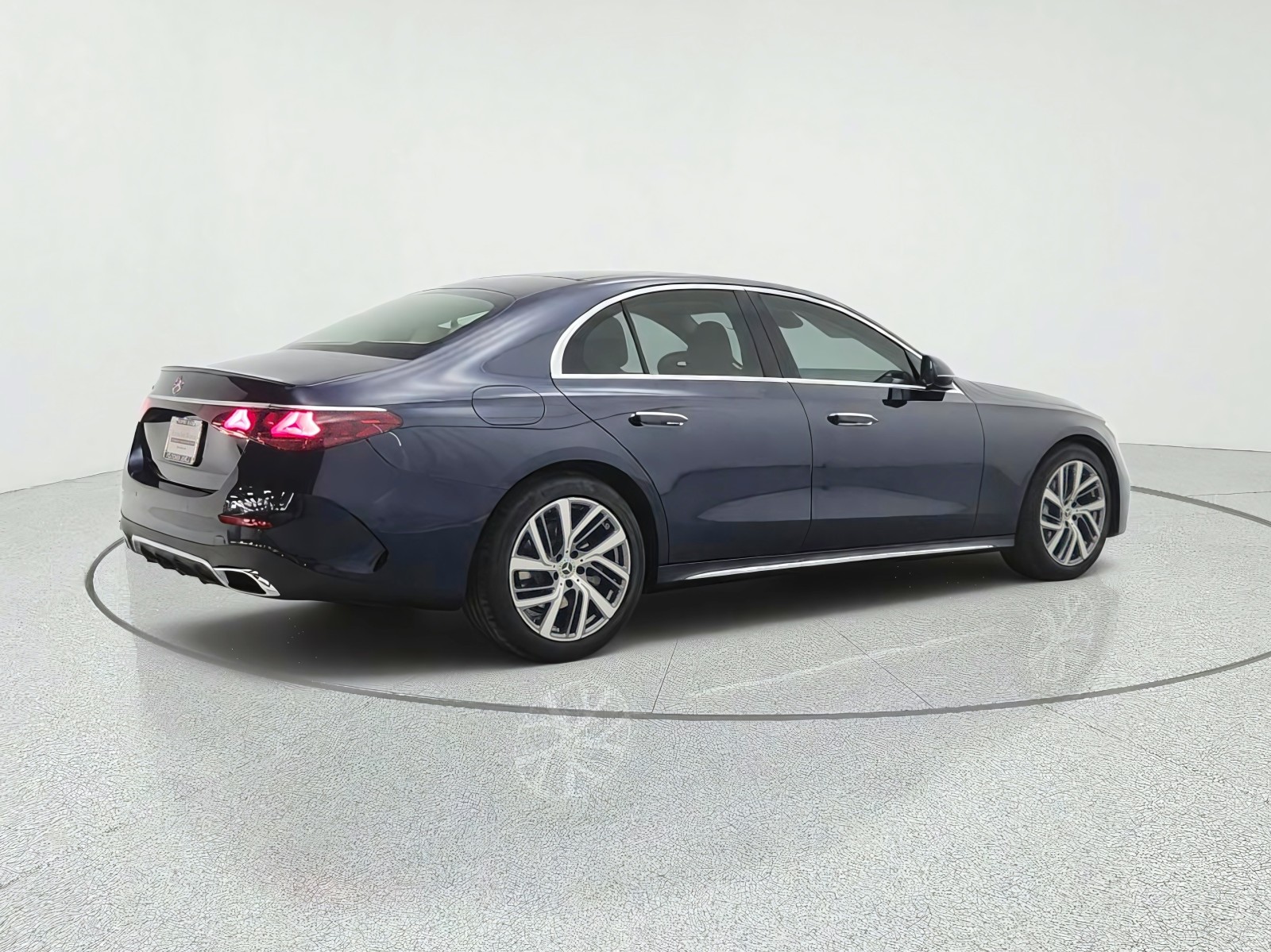 New 2027 Nautical Blue Metallic Mercedes-Benz E 350 RWD Sedan image 5