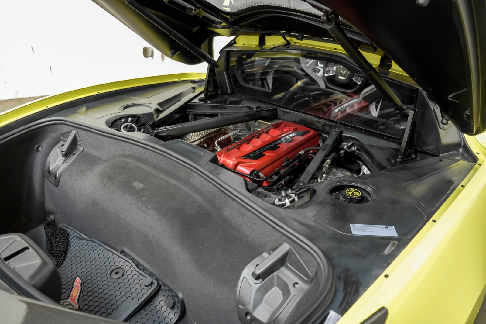 2021 Chevrolet Corvette Stingray Coupe 2LT SuspLift CarbonFiberPkg Perform 36