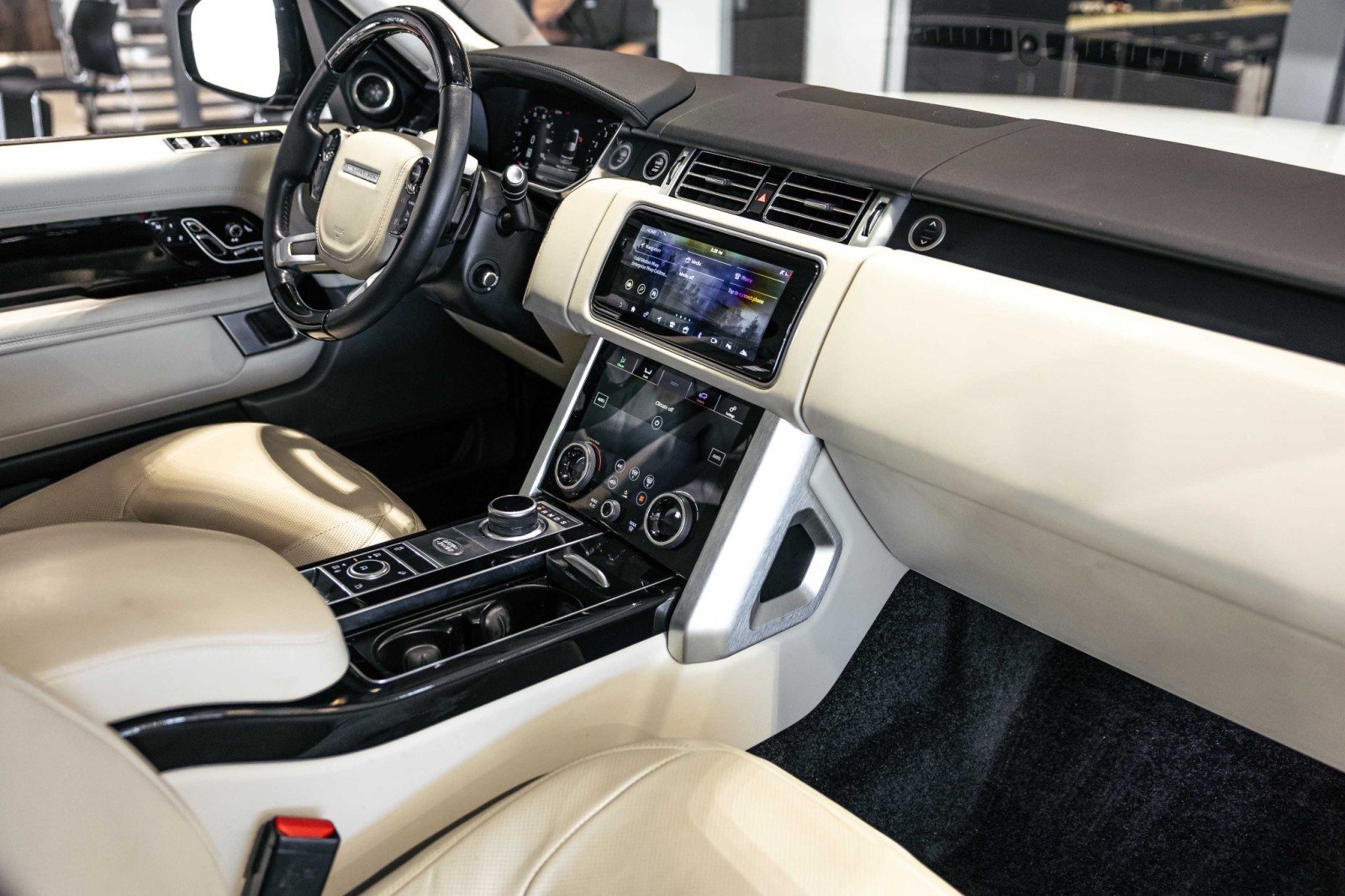 Used Car 2022 Land Rover Range Rover  Westminster For Sale Under $60,000 In Boerne, Texas