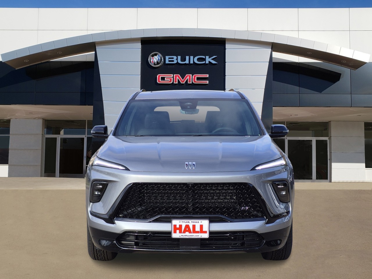 View vehicle photo 2