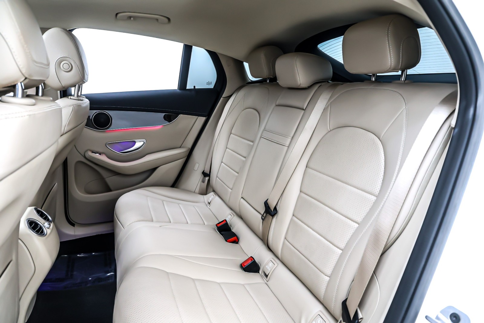 Certified Used 2023 Polar White Mercedes-Benz GLC 300 4MATIC® Coupe image 9