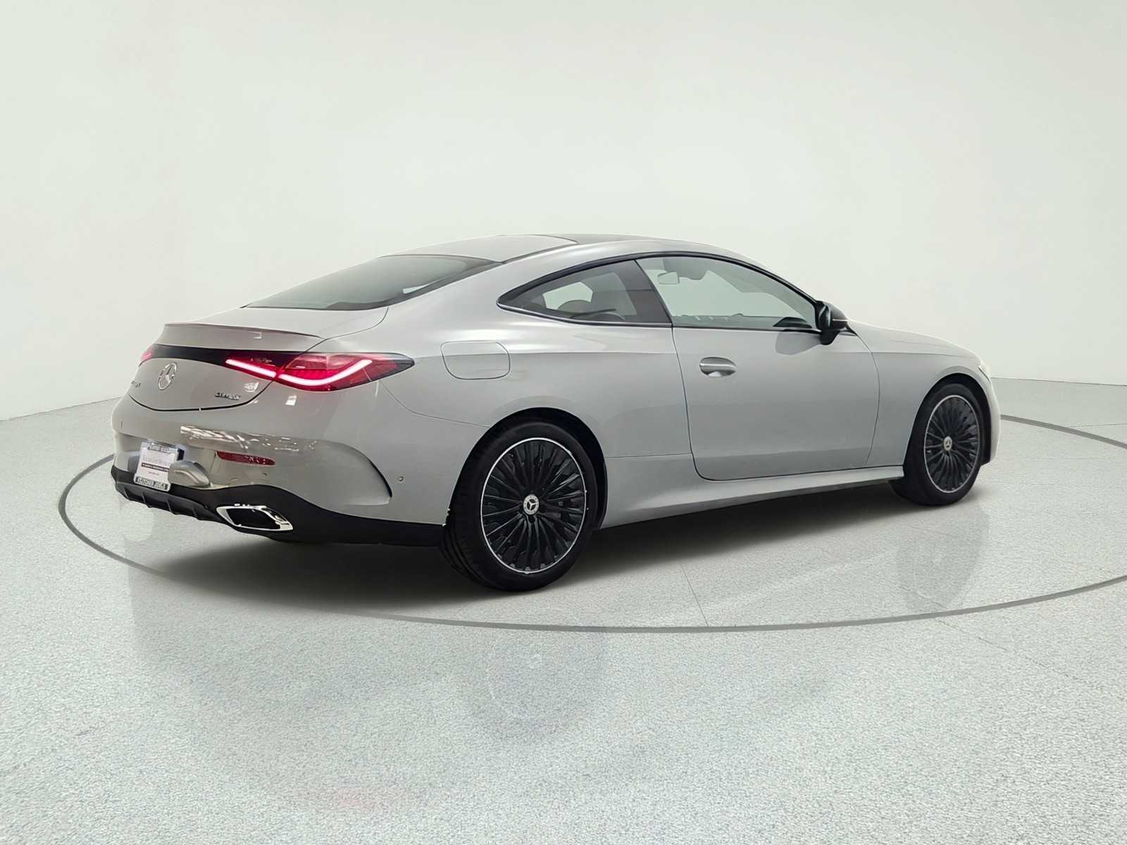 New 2027 MANUFAKTUR Alpine Grey Metallic Mercedes-Benz CLE 450 4MATIC® Coupe image 5