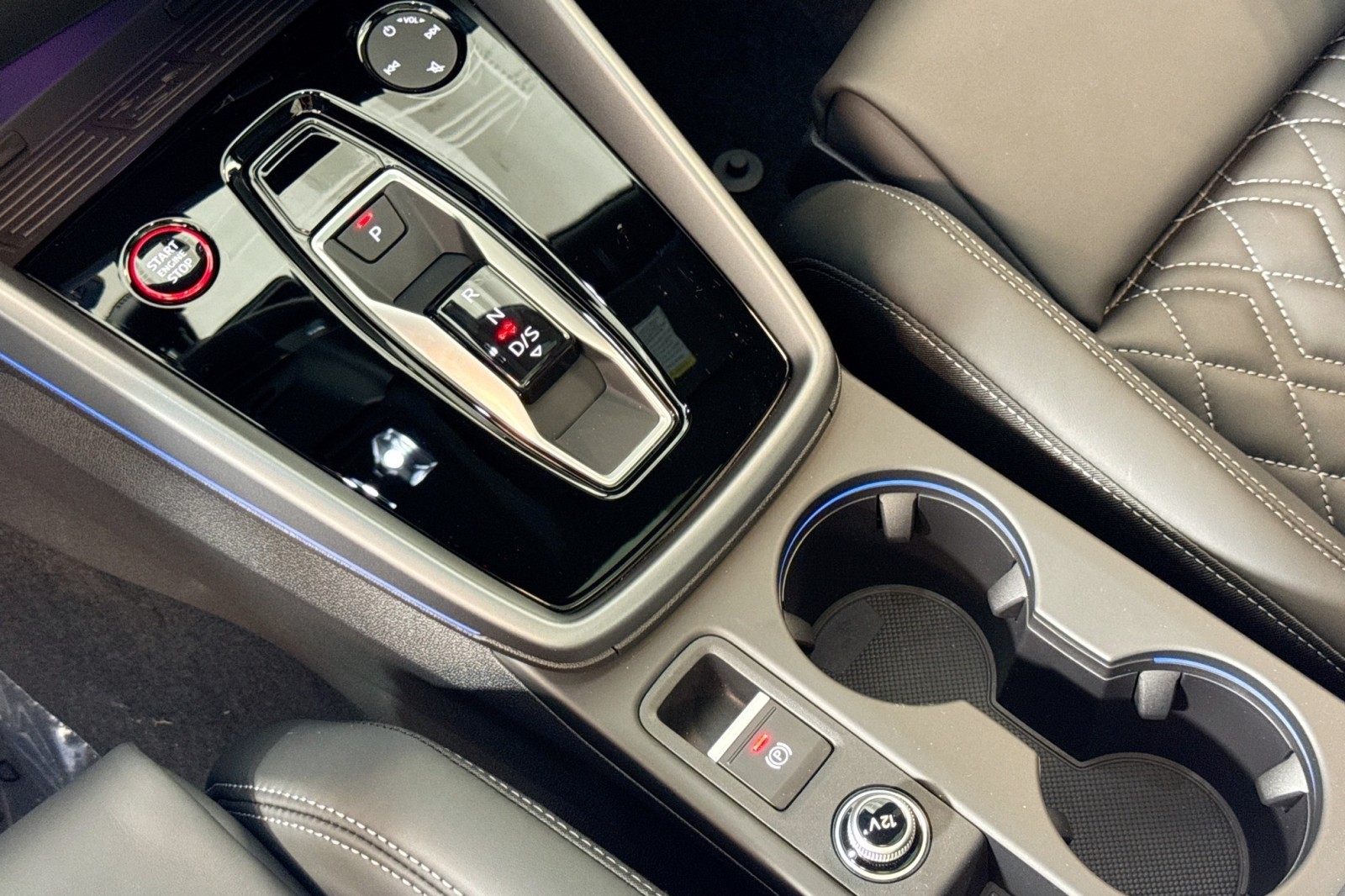 New 2026 District Green Metallic Audi quattro image 15