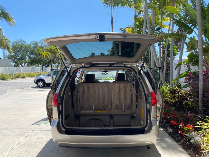 2006 Toyota Sienna VAN LE LOW MILES 78,653 in , 