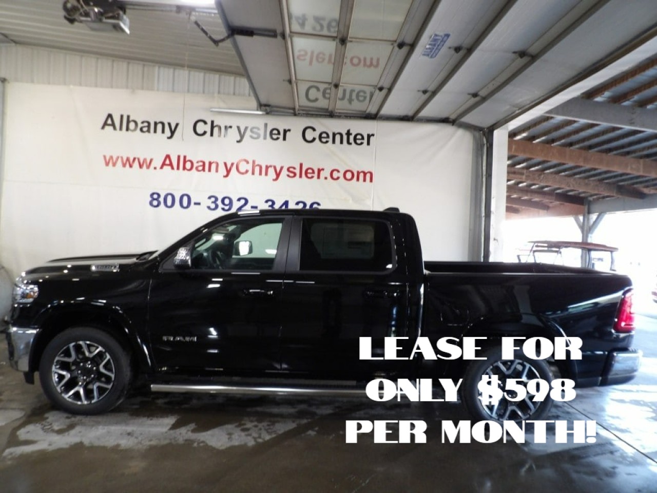 2026 RAM 1500 Laramie Crew Cab 4WD