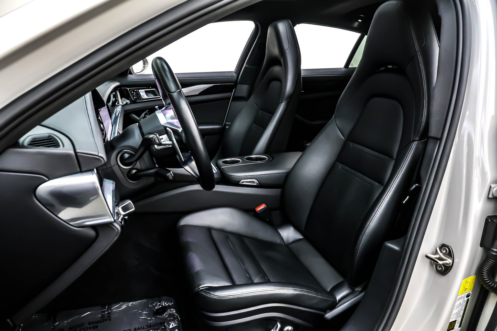 Used 2019 Chalk Porsche  image 16