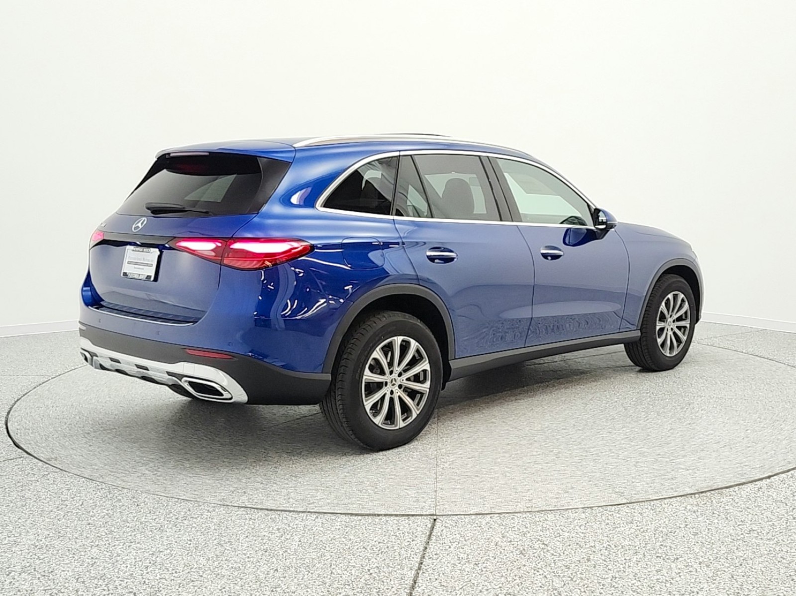 New 2026 Starling Blue Metallic Mercedes-Benz GLC 300 image 5