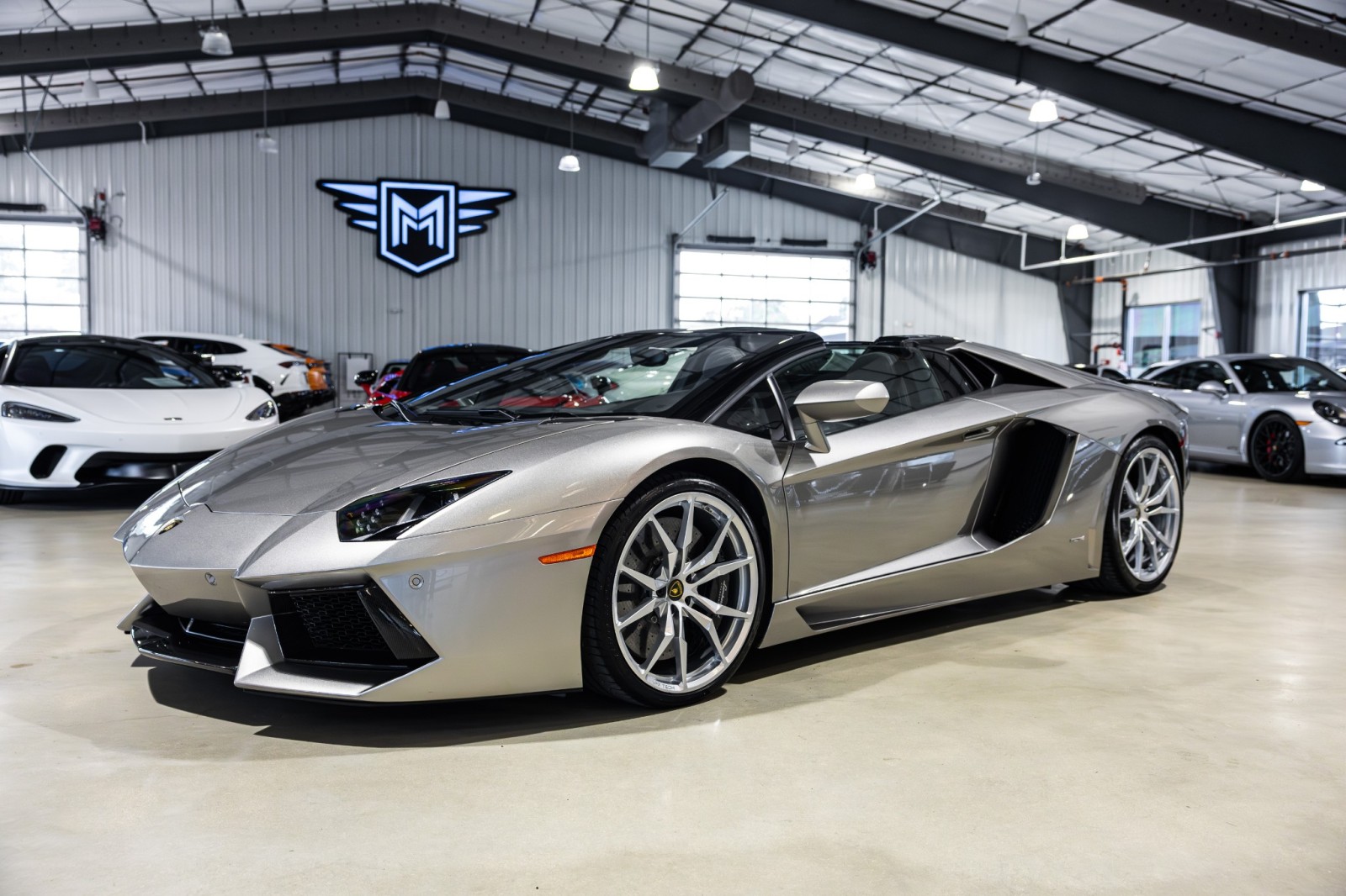 Used Car 2014 Lamborghini Aventador  Roadster - Grigio Antares Metallic - Transparent Engine Bonnet - Sensonum Sound System For Sale Under $440,000 In Boerne, Texas