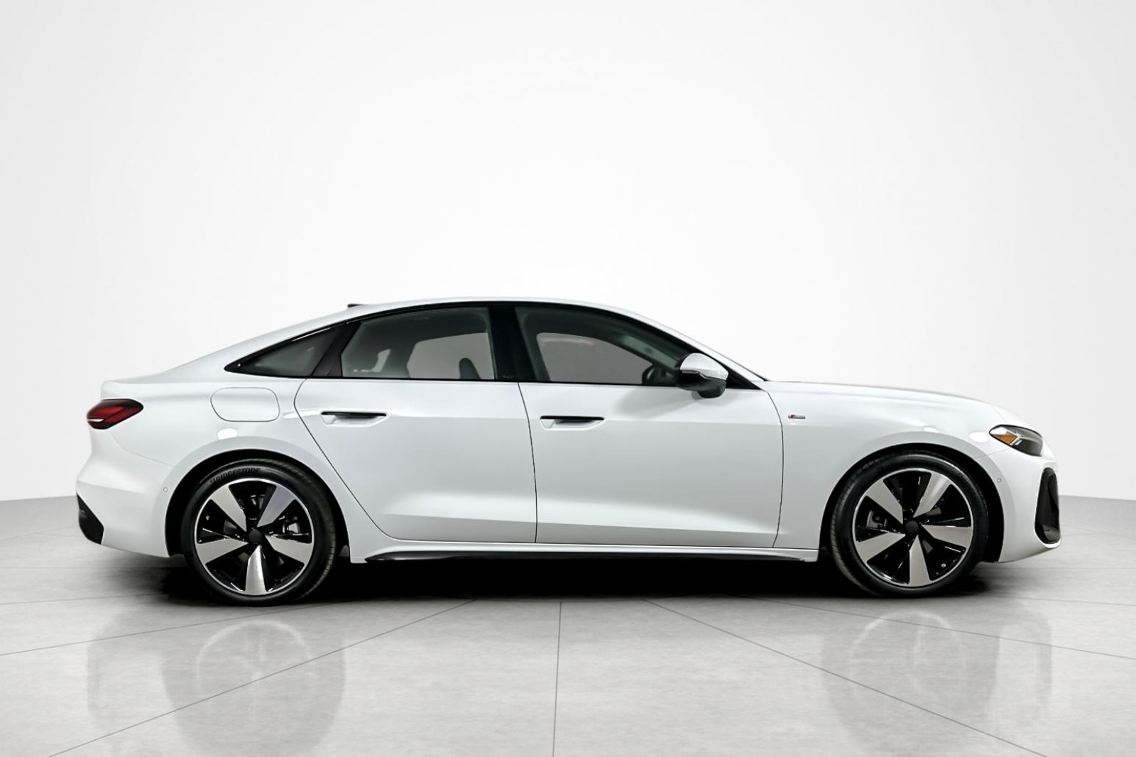 New 2026 Glacier White Metallic Audi Premium Plus 2.0 TFSI quattro image 7