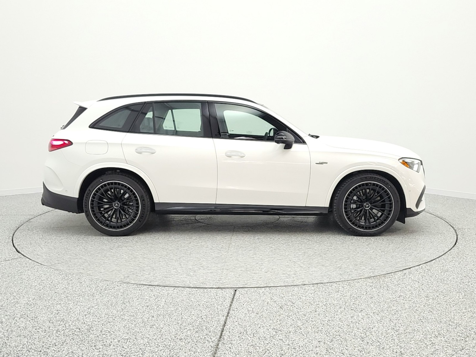 New 2026 Polar White Mercedes-Benz AMG® GLC 43 4MATIC SUV image 4