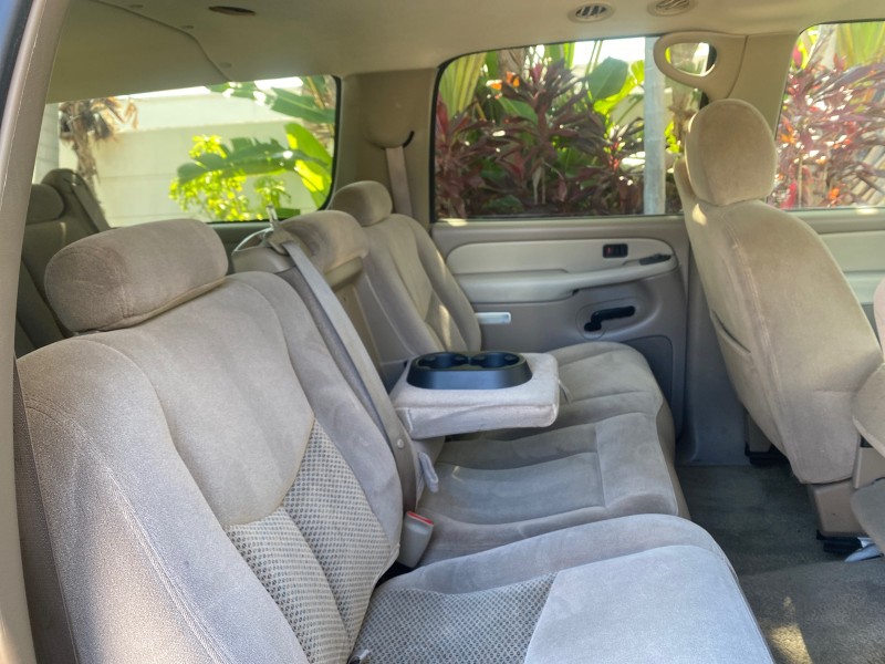 2003 Chevrolet Suburban LT 1 OWNER NO ACCIDENTS in ,