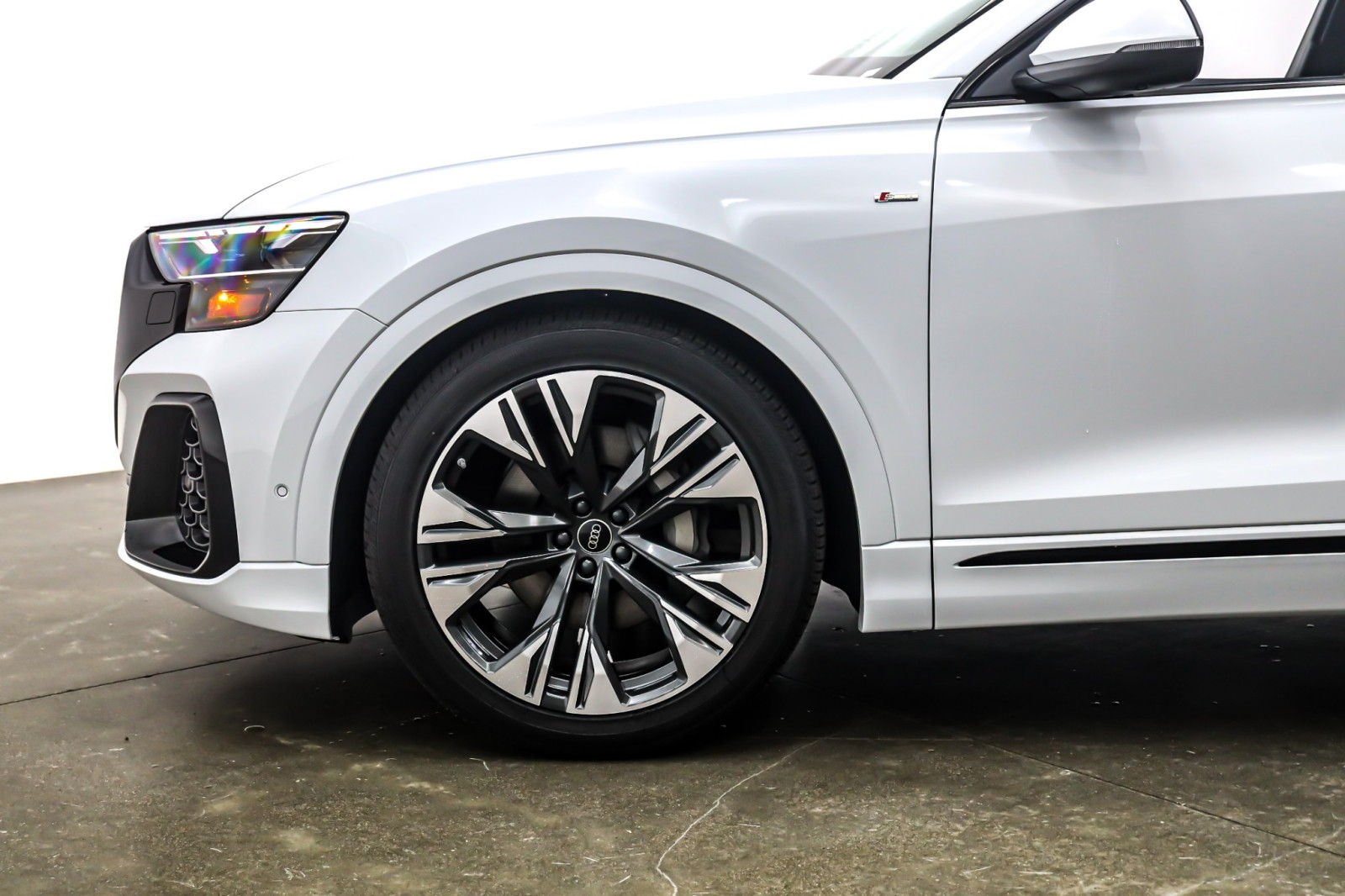 New 2026 Glacier White Metallic Audi Premium Plus quattro image 10